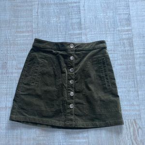 Green skirt Forever 21